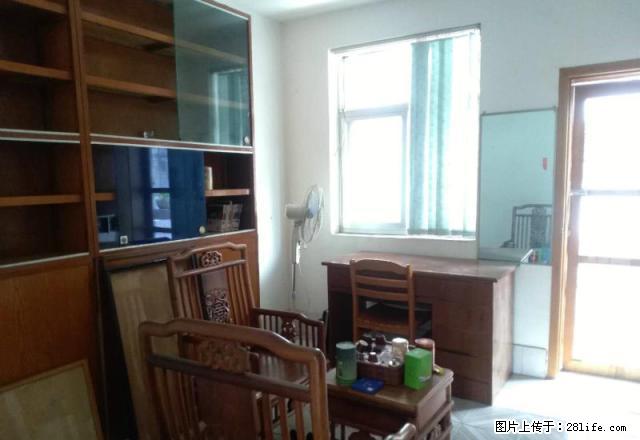 明秀路 精装大3房红木家具 荣和摩客旁 中医单位房 真实图片 - 房屋出租 - 房屋租售 - 南宁分类信息 - 南宁28生活网 nn.28life.com