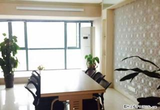 万象对面名族大道边荣和东盟国际精装三房办公出租，出门地铁口 - 南宁28生活网 nn.28life.com